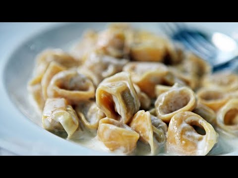 "RICETTA DEL GIORNO FACILE E VELOCE TORTELLINI CACIO E PEPE BUONI È FACILI”