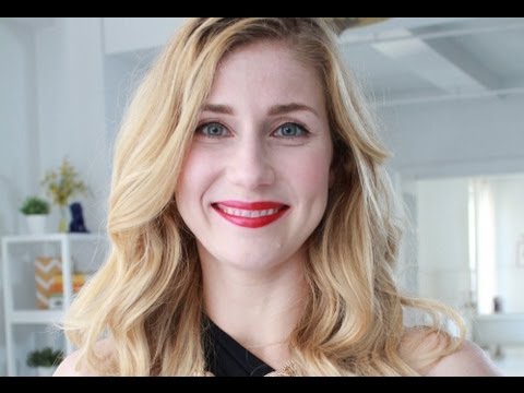 download lagu mp3 mp4 How Many Lipstick Should A Girl Have, download lagu How Many Lipstick Should A Girl Have gratis, unduh video klip How Many Lipstick Should A Girl Have