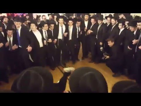 Noveminsk Bocherim Chasunah with Noveminker Rebbe