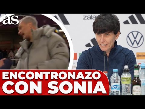ELEGANTE 'RECADO' de SONIA BERMÚDEZ al SELECCIONADOR ALEMÁN | ALEMANIA vs. ESPAÑA (0-0)