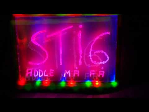 download lagu mp3 mp4 Navneskilt Med Lys, download lagu Navneskilt Med Lys gratis, unduh video klip Navneskilt Med Lys