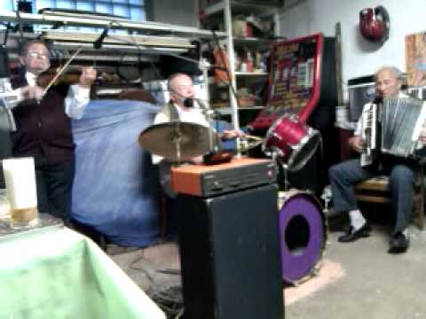 Dechovka - Byla noc krásná májová