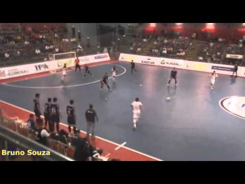 Blumenau/SCF 2 x 3 Futsal Brasil Kirin - Liga Futsal 2015