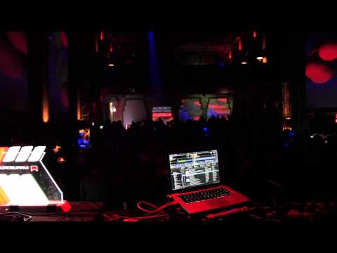 Alin Stoica (warm up for Dubfire) @ Kristal Club - 27.12.2013