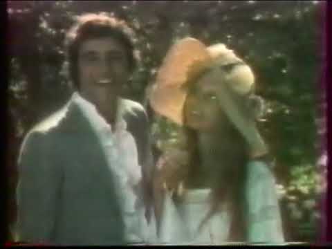 Sacha Distel et Brigitte Bardot interprètent « Le soleil de ma vie » en anglais (1973)