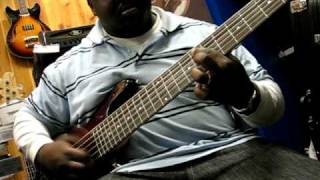 Video thumbnail for Spector Legend 6 Classic Bass by universalrenote
