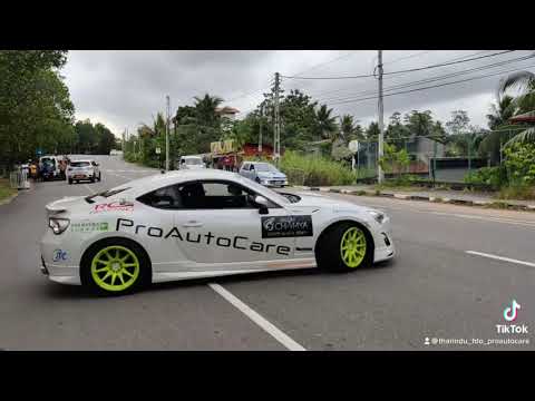 Toyota Gt86 automatic - Donuts 🍩