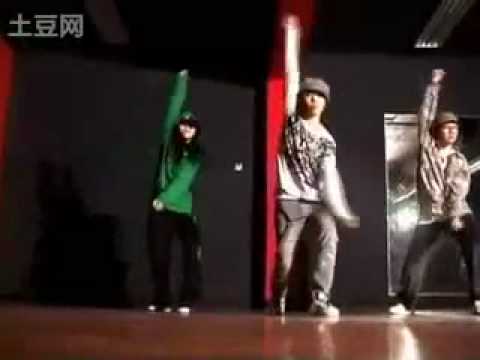 f(x) Luna - predebut dance vid