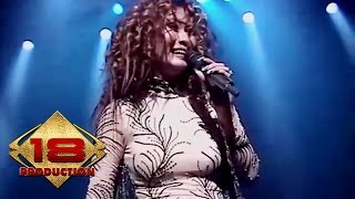 Download lagu Inul Dartista - Goyang Inul (Live Konser Tulungagung 15 Agustus 2006) mp3