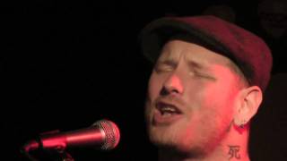 Live &amp; acoustic: Stone Sour perform Miracles - Rock Radio
