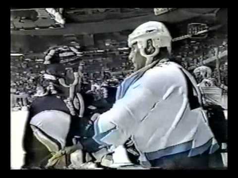 Serge Roberge vs. Rick Hayward IHL 22/11/96