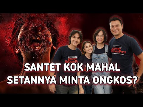 Even in large malls, some people use magic to boost their sales. A fun chat with the Seven Black ...