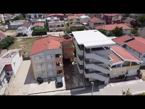 Apartmaji Leyla, zasebne nastanitve v mestu Ulcinj, Črna gora - Video