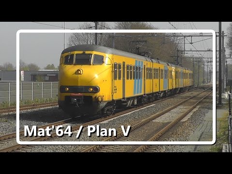 Mat'64 arriveert op station Wierden!