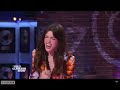 Anne Hathaway Sings Kelly Clarkson's Song