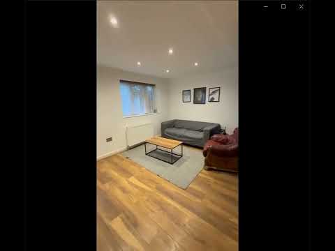 Rooms for rent in a 4 bedroom flarshare in Mile End - Spotahome (ref 1298372)