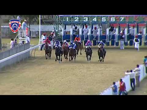 RM27 R8 - Social Network