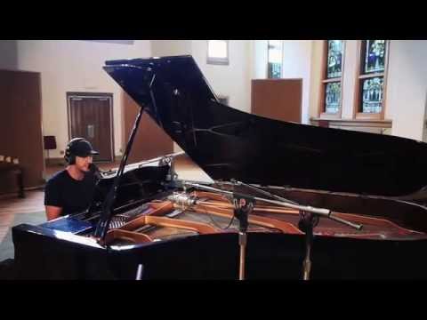 Luke Bryan- Tailgate Blues (piano version)