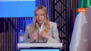Caro carburanti, Meloni: «Pronti a tagliare le accise»