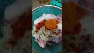 Download lagu Resepi ayam goreng berempah simple2 mp3