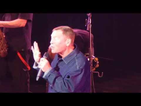 UB 40  HOMELY GIRL LIVE AB 1/04/24