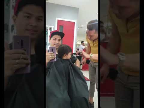 Nastusha Olivia Alinskie potong rambut