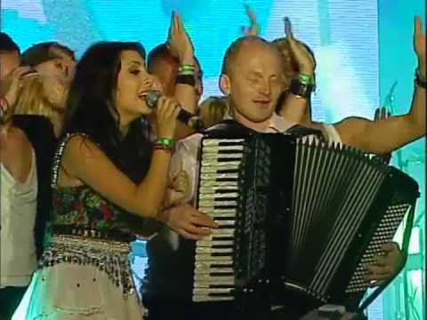 Andra - Canta cucu-n Bucovina (Live la Forza ZU 2013)