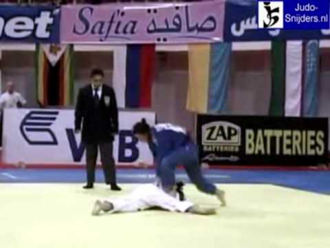 Judo 2009 Tunis: Bogdan (ROU) - Kondrateva (RUS) [-48kg].