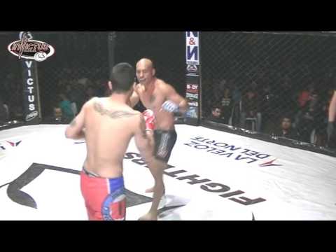 DANIEL GUERRA  VS  CARLOS CASTRO  - INVICTUS FIGHTERS XV