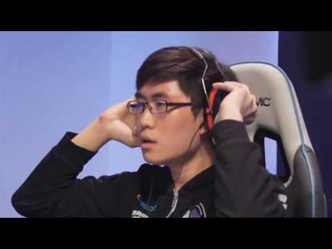 StarCraft 2  WCS Europe Season 3  MC vs YoDa PvT  Quarterfinal  Gameplay