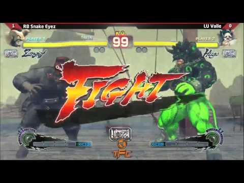 USFIV - Snake Eyez [Zangief]x Alex Valle [Hugo] - TFC 2015