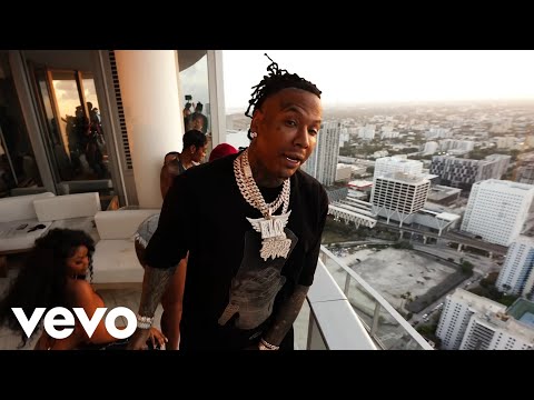 Moneybagg Yo ft. Yo Gotti & Gucci Mane - Big Moves [Music Video]
