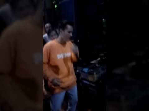 Mario Zwinkle - Diyu (Live PumpStore)