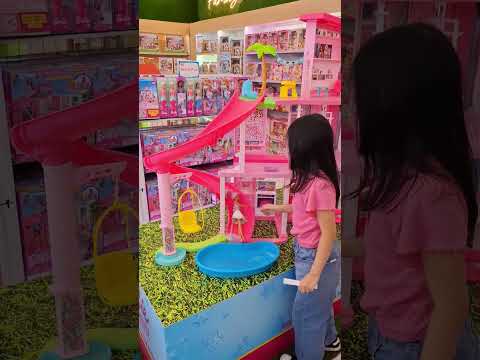 Giera & Siera Play in a Pink Barbie Dollhouse