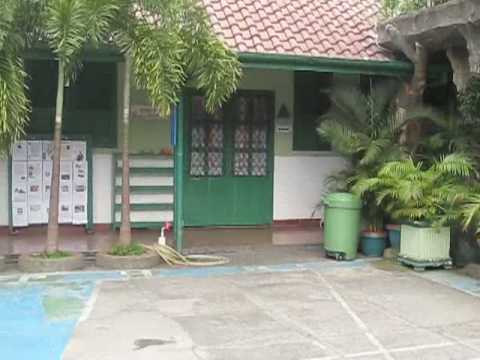 @KirkWhalum - touring President Obama's school in Indonesia #JavaJazz #vlog