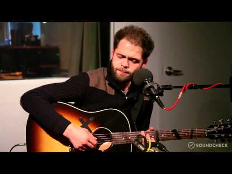 Passenger: "Feather On The Clyde," Live On Soundcheck