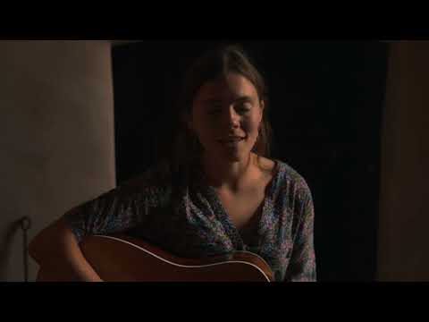 Ribbon Weaver - Ellie Gowers (live performance)