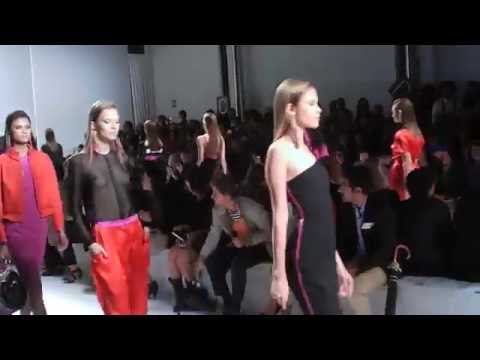 Moda Milano 2012: Alviero Martini 1 Classe S/S 2013 fashion show