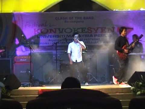 REDSTART-Cinta Kristal@CLASH OF THE BAND UNIMAP 2012