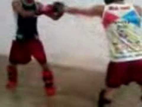 Mãozinha  x  carlos