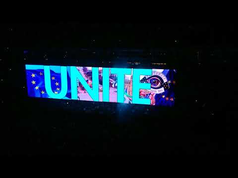 U2 01.09.2018 Berlin - intro + Blackout