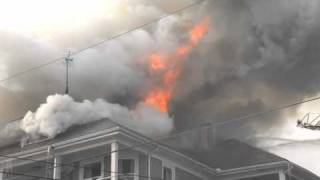 preview picture of video 'Fire spreads to exposure in Woonsocket'