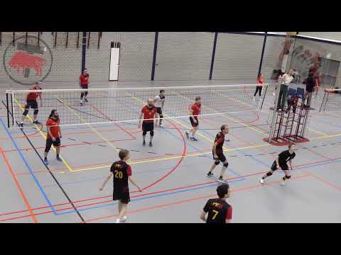 Taurus hs 5 - VV Utrecht hs 8   zaterdag 4 november 2023