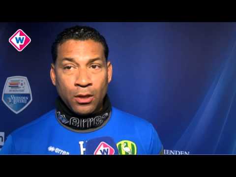 ADO-trainer Henk Fraser blikt vooruit op AZ - ADO Den Haag