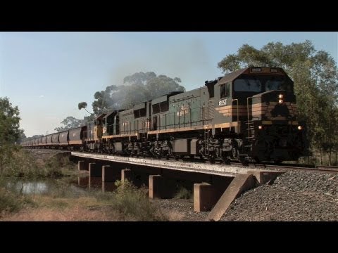 Freight Trains: PN Grain Departs Quambatook.  Sun 15/01/12