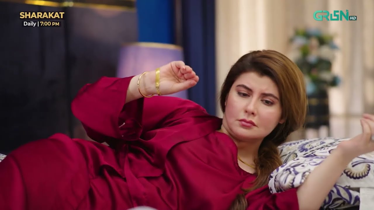 Sharakat Episode 69 | Best Moment 01 | Sumaiyya Bukhsh - Danial Afzal Khan | Green TV Entertainment