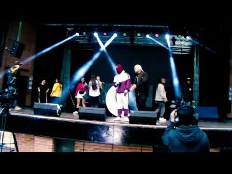 Selene - Tinieblas Ft La Farmakos - Masai Ban Go En (VIVO)
