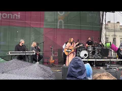 Aneta Langerová - V Bezvětří live (Mezi ploty 25.5. 2025)