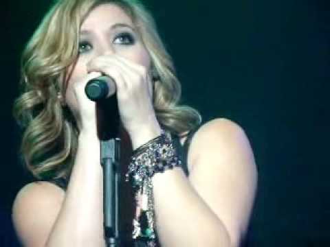 Kelly Clarkson @ Detroit Fillmore 10-28-07 'HOME' (Marc Broussard) COVER