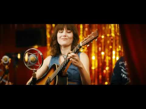 Molly Tuttle & Golden Highway - Nashville Mess Around (Official Video)